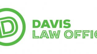 Davis Law Logo
